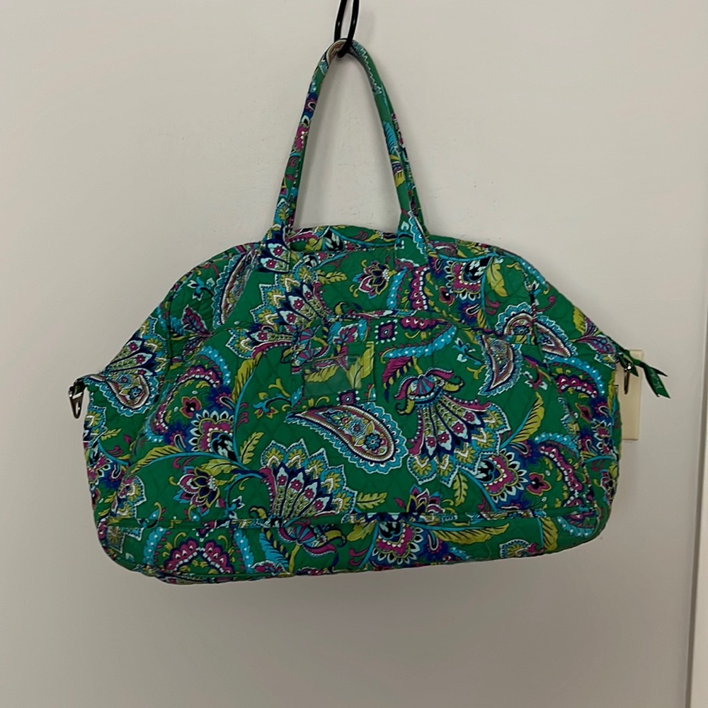 Vera Bradley Emerald Paisley Weekend Overnight Duffel Tote with Shoulder Strap